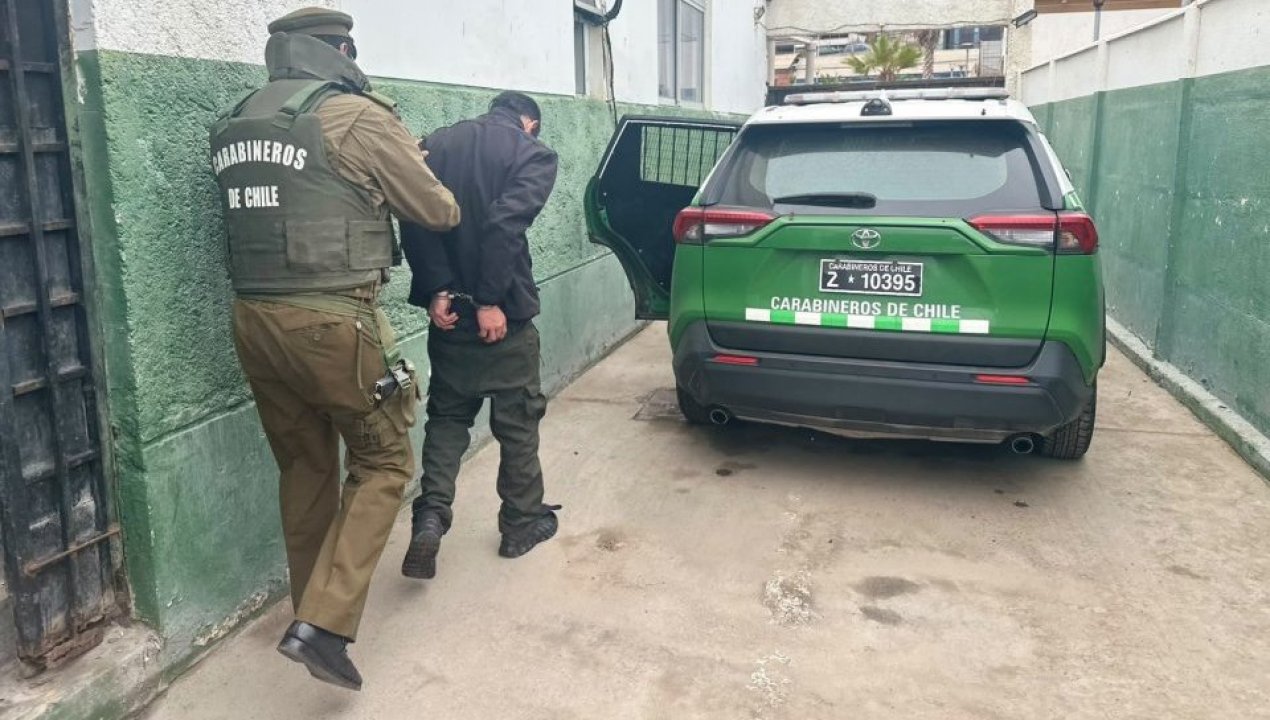 /carabineros-detuvo-dos-personas-en-chanaral-por-ordenes-judiciales-vigentes