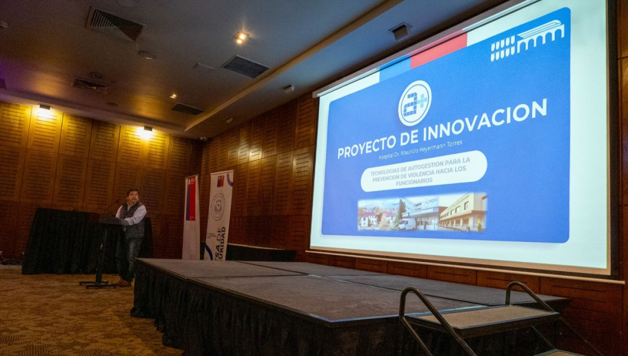 /servicios-de-salud-de-la-macrozona-comparten-experiencias-en-seguridad