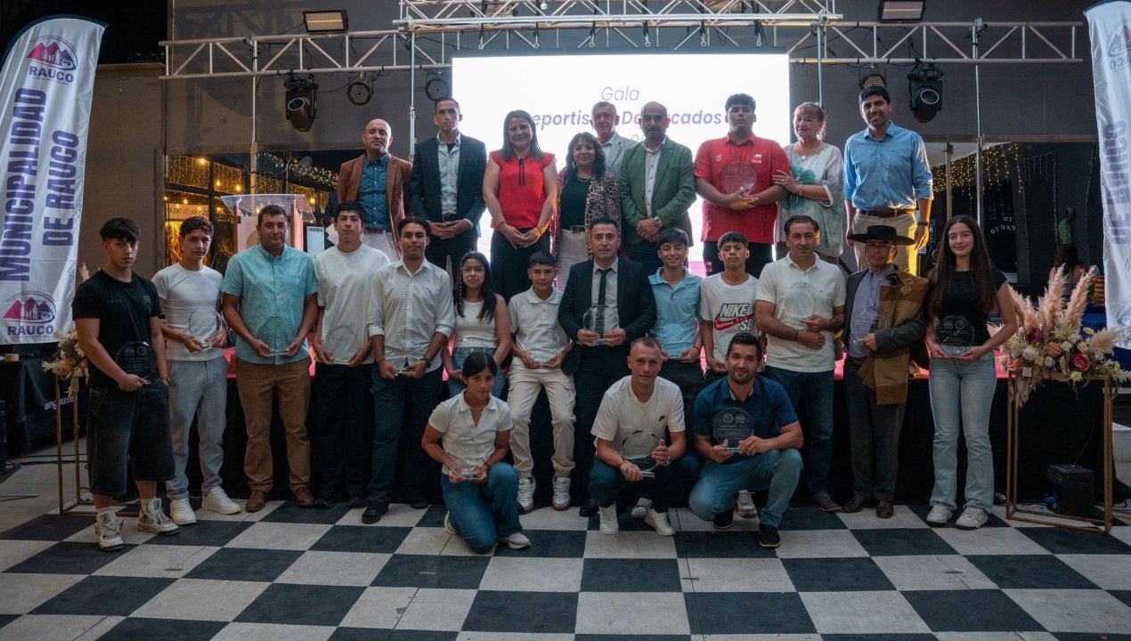 /gala-deportiva-2025-destaco-a-talentos-de-rauco