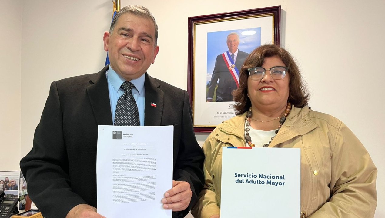 /convenio-fortalece-apoyo-a-adultos-mayores-en-curico