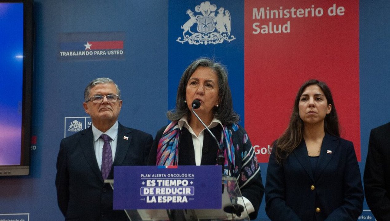/actualidad/ministra-de-salud-descarto-el-cierre-de-programas-y-critico-duramente