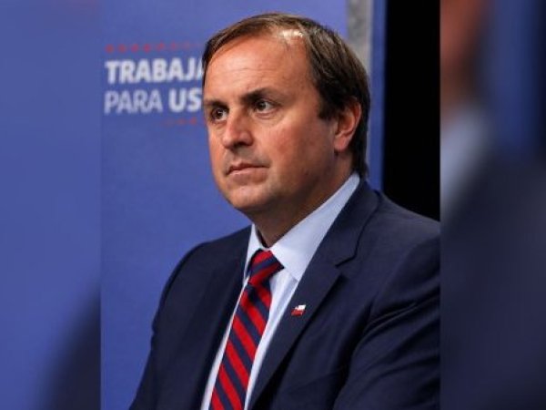 Nuevo ministro: Francisco Riveros asume el Ministerio del Deporte